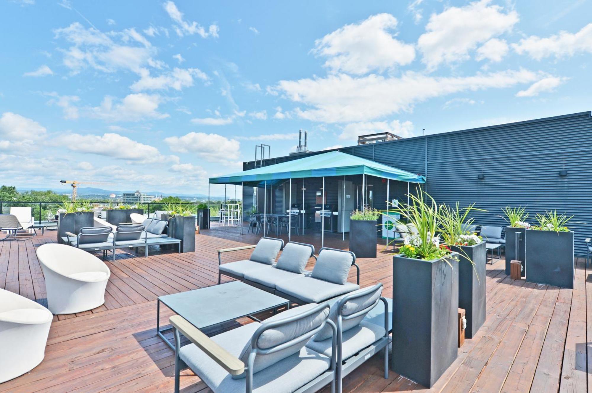 La Vie Est Belle: Free Parking, Gym, Rooftop Terrace Quebec City Bagian luar foto