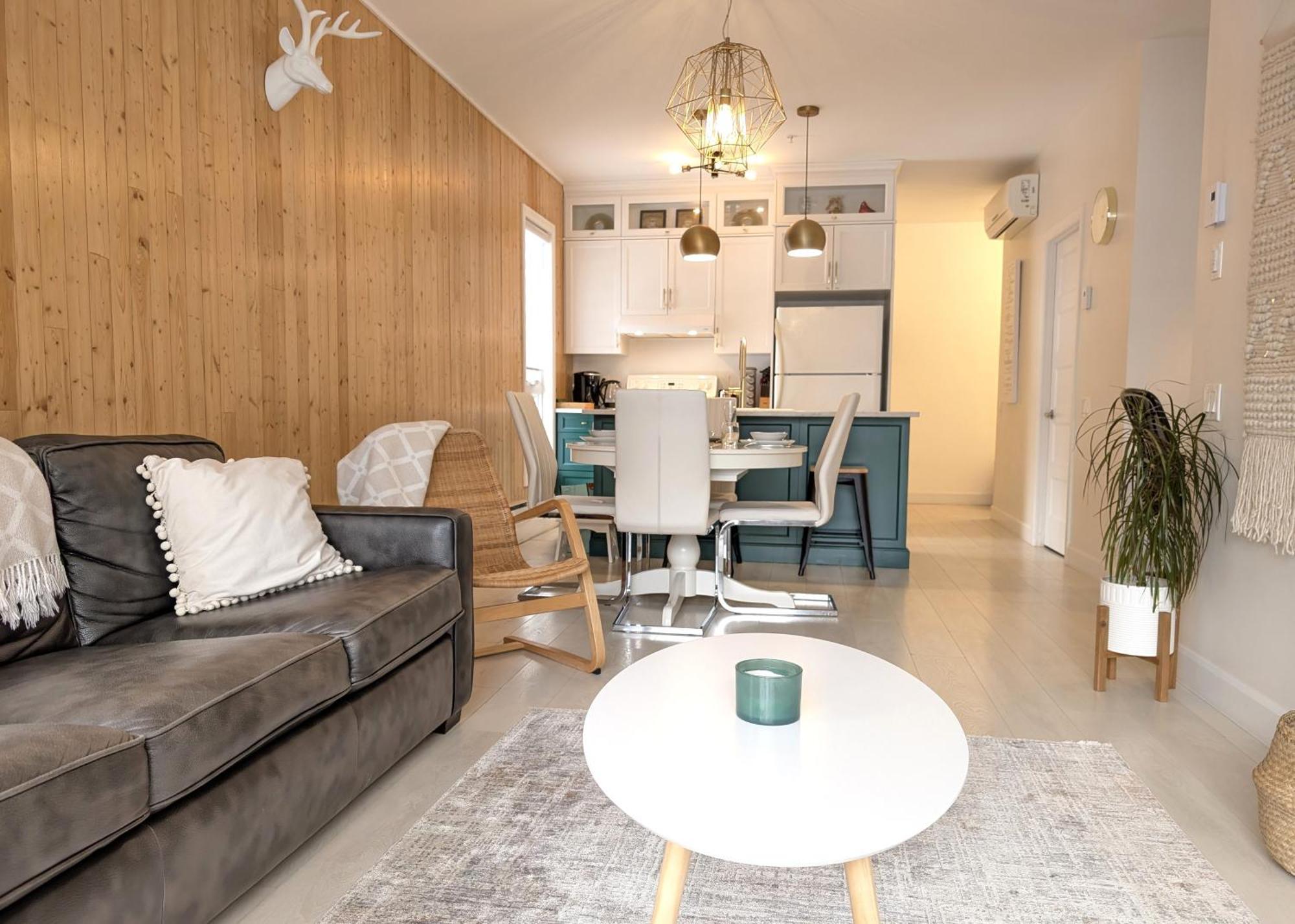 La Vie Est Belle: Free Parking, Gym, Rooftop Terrace Quebec City Bagian luar foto